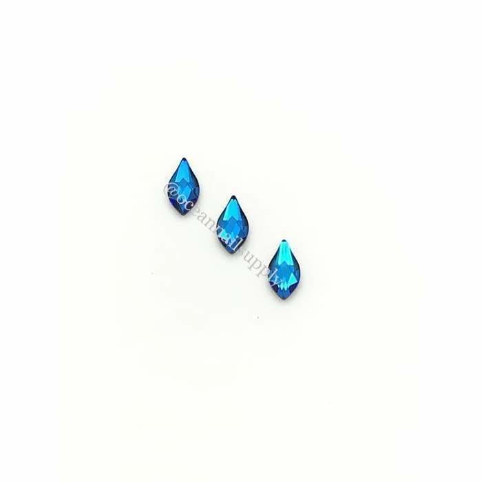 2205 Swarovski Flame Bermuda Blue - OceanNailSupply